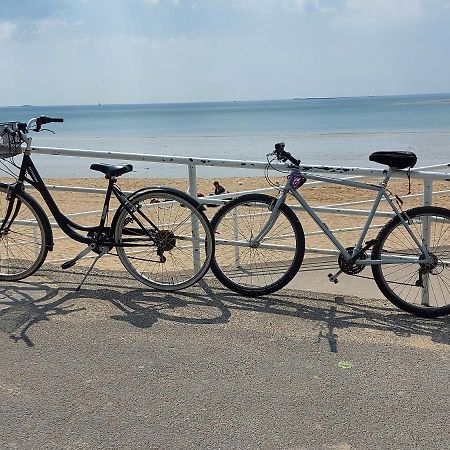T2 Moderne, Lumineux, Proche De La Mer Et Des Principaux Acces Routiers Saint-Nazaire  Buitenkant foto